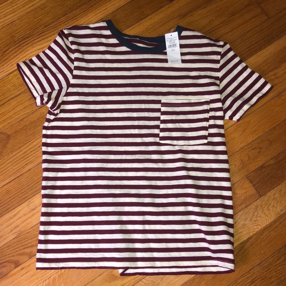 American Eagle t shirt